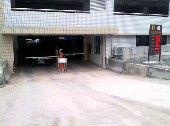 1457074575312749.png blob.png